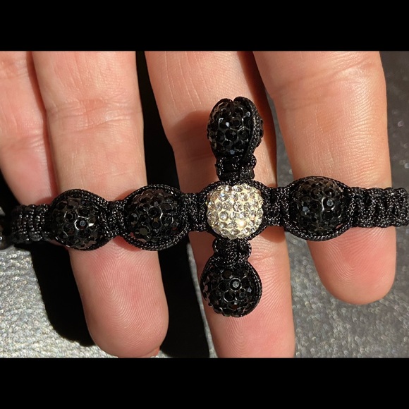 Crystal & Hematite Cross Design Macrame Bracelet - Picture 7 of 9